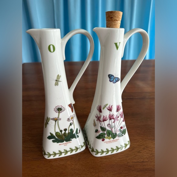 Portmeirion Susan Williams-Ellis Botanical Garden Square Oil & Vinegar Set - Picture 10 of 10